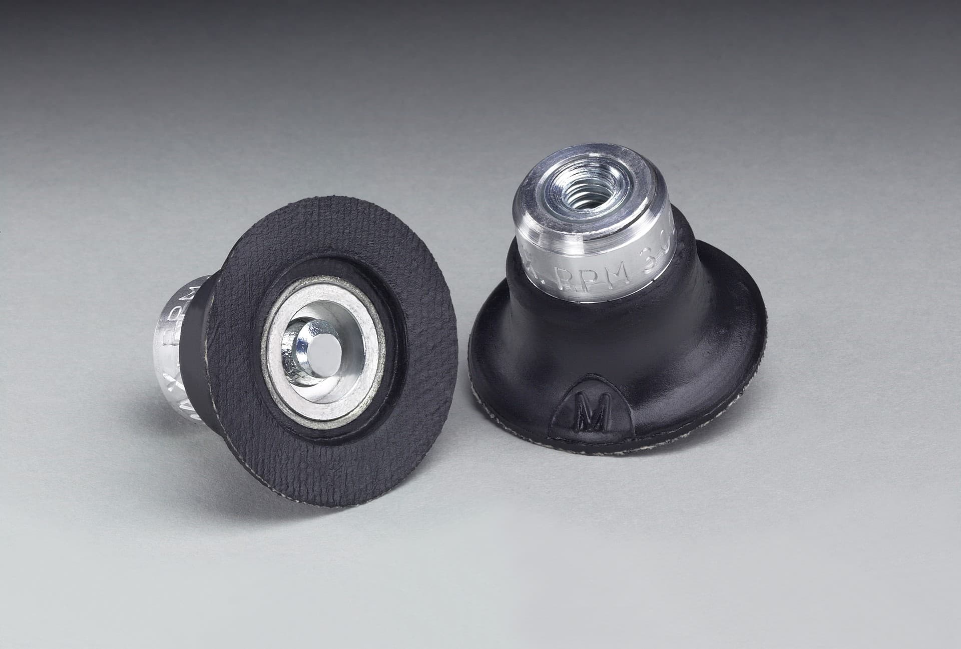 3M70-10308594