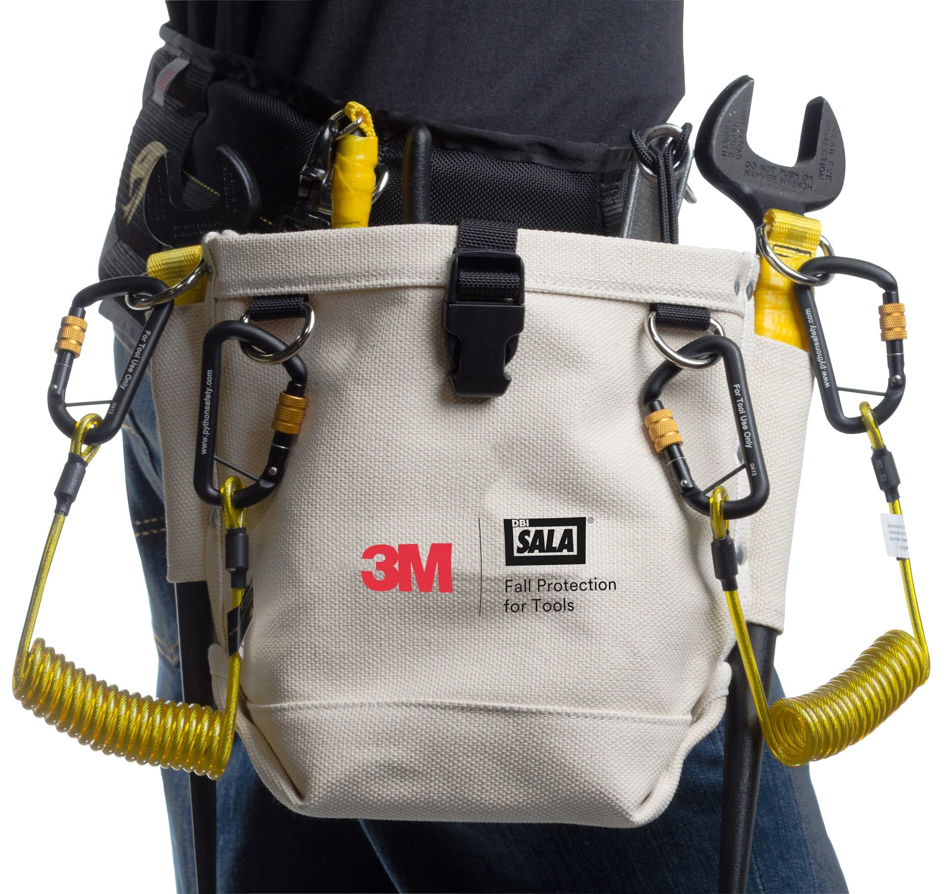 3M15-00132